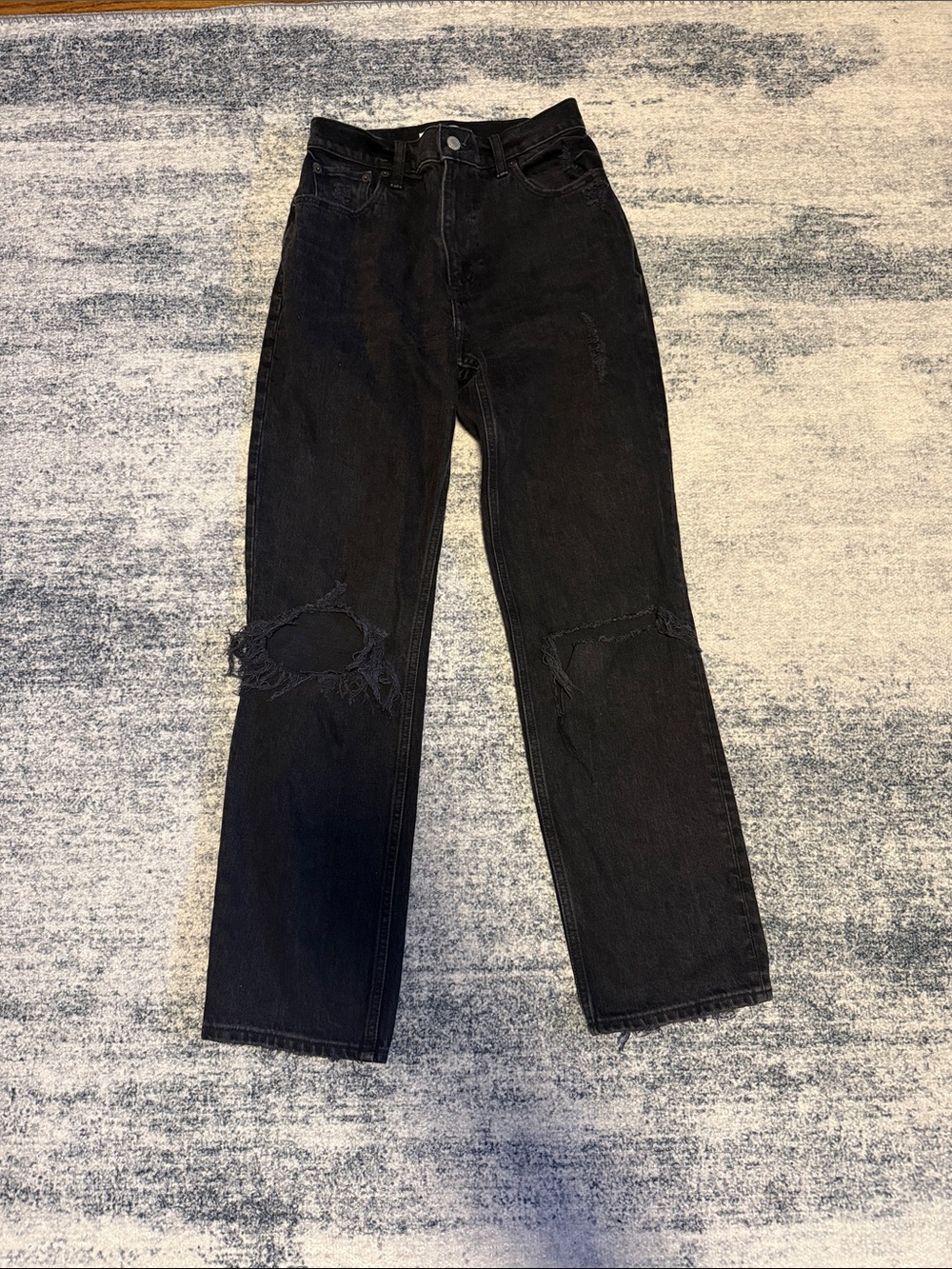 Abercrombie & Fitch The 90s Straight Ultra High Rise Black Jeans